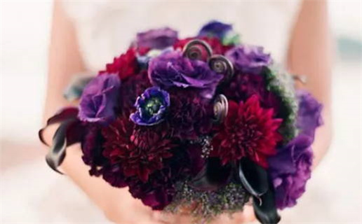 2025年08月25日领证是否是黄道吉日 今日登记结婚好吗 2025年08月25日领证是否是黄道吉日 今日登记结婚好吗