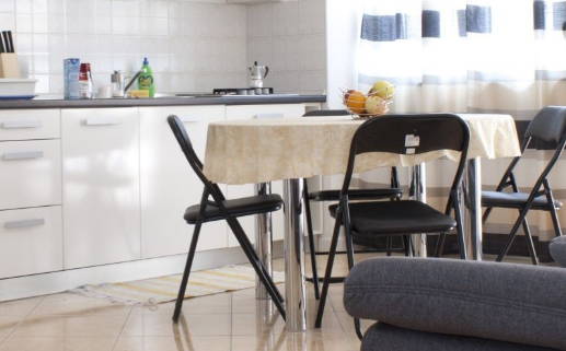 2025年08月20日(农历闰六月廿七)是否符合装修吉日？ 装潢房子算好日子？