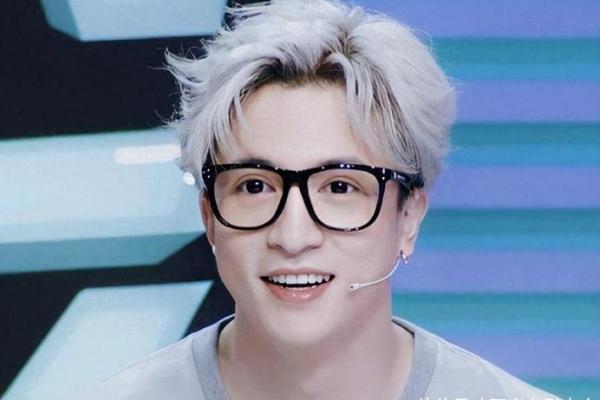 薛之谦命理暗藏玄机:如何改变孩子出生时间,避开命运误区 薛之谦命理暗藏玄机:如何改变孩子出生时间,避开命运误区