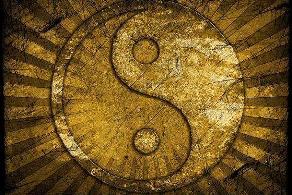 华盖星与命运密码：如何在逆境中找到转机？