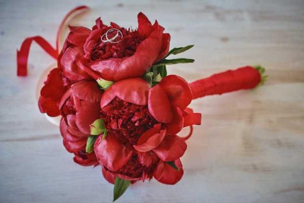 周迅生辰八字揭秘:合婚必看,命运能否改变? 周迅生辰八字揭秘:合婚必看,命运能否改变?