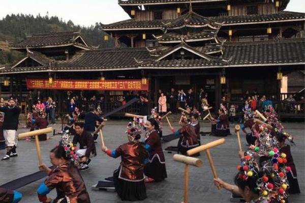 侗族龙舟节：水上竞技与祭祀祖灵的双重意义